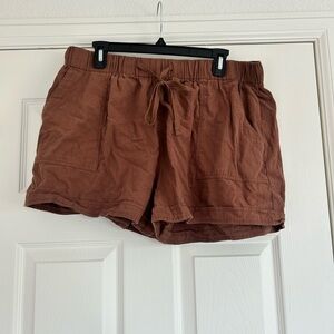 Amazon Brown Cargo Shorts with Elastic Waistband XXL, fits L-XL 14-16